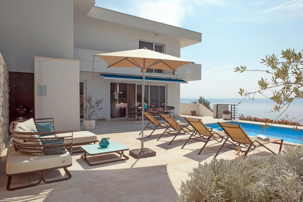 Luxury Villa Mala ポドゥゴラ エクステリア 写真