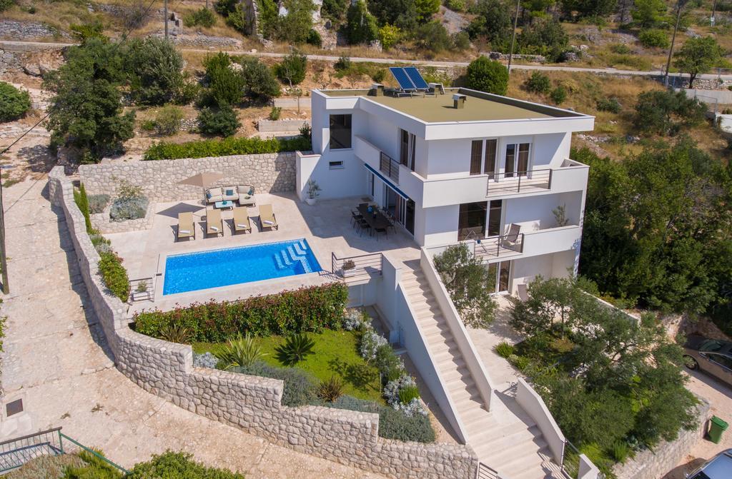 Luxury Villa Mala ポドゥゴラ エクステリア 写真