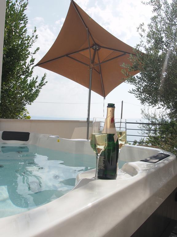 Luxury Villa Mala ポドゥゴラ エクステリア 写真